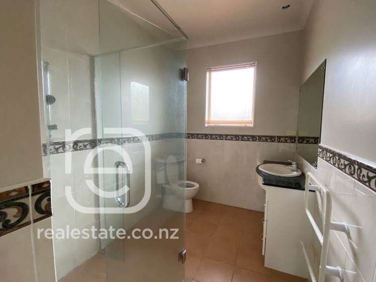 132 John Brooke Crescent East Tamaki Heights_11