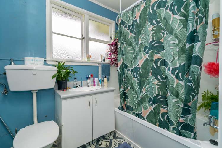 98 Panmure Avenue Calton Hill_6