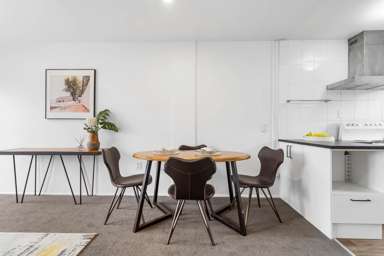 6/11 Tawera Road_4