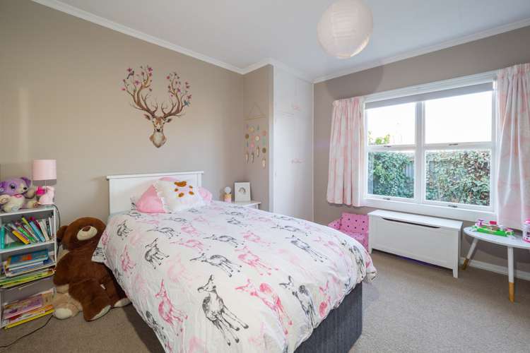 207 Middle Road Allenton_14