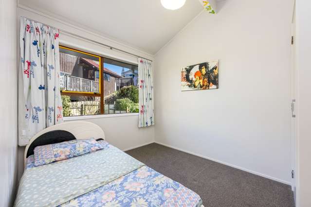 1/4 Newstead Avenue Browns Bay_2