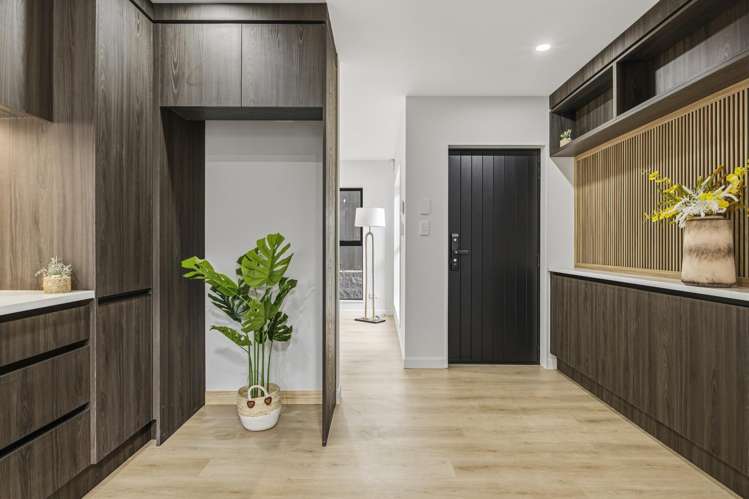 4/8 Buller Crescent_5