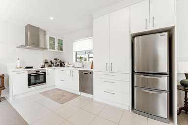 24 Fairwater Road_3