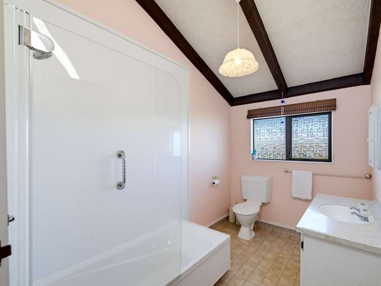 8 Swansea Place Tamatea_18