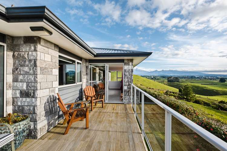 169 King Road Inglewood_11