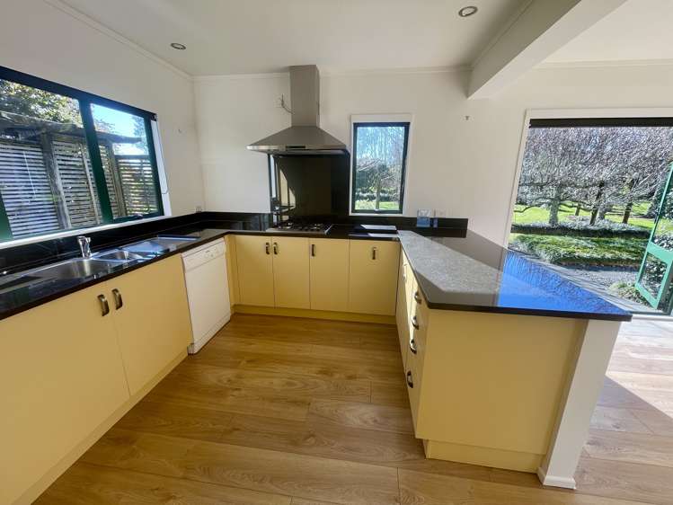 387 Wright Road Aongatete_8