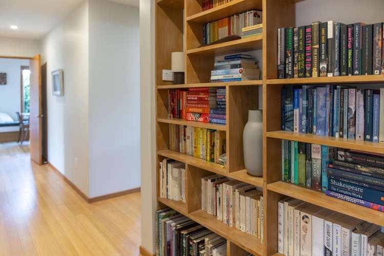 67 Mayfield Avenue St Albans_12