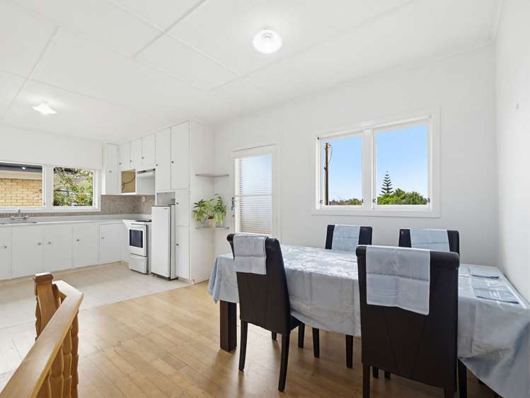 97 Kitchener Road Waiuku_10