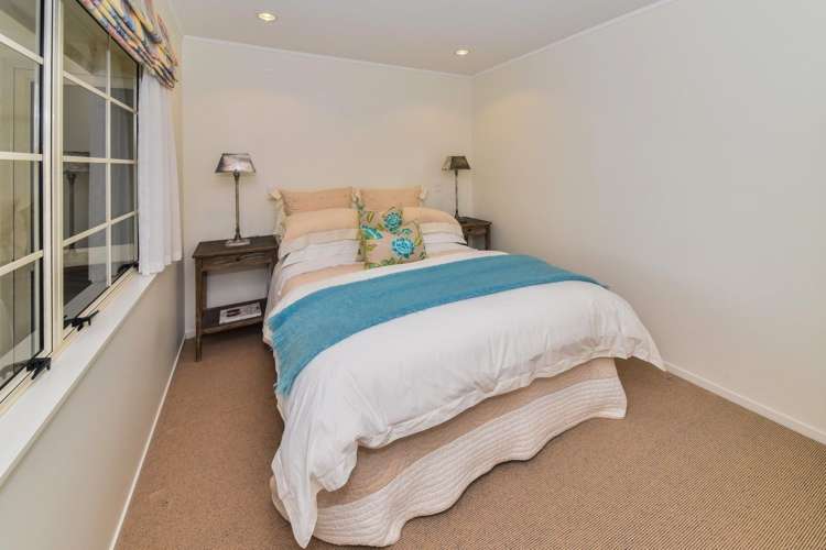 7 Muka Close The Gardens_9