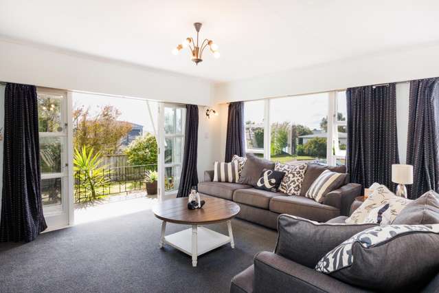 15 Fairview Avenue Feilding_3