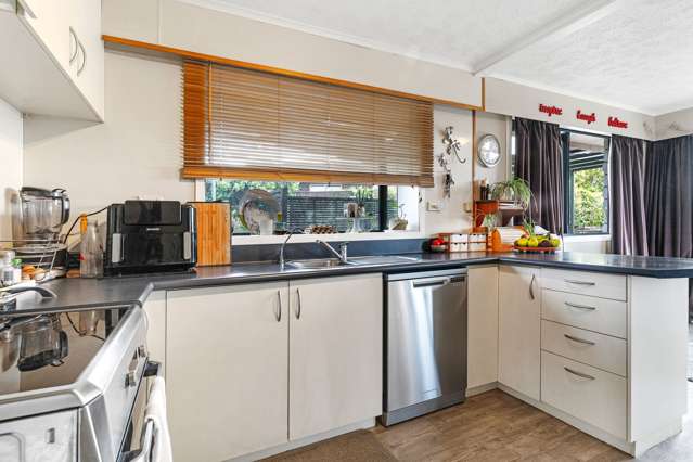 1 Bata Place Westbrook_4