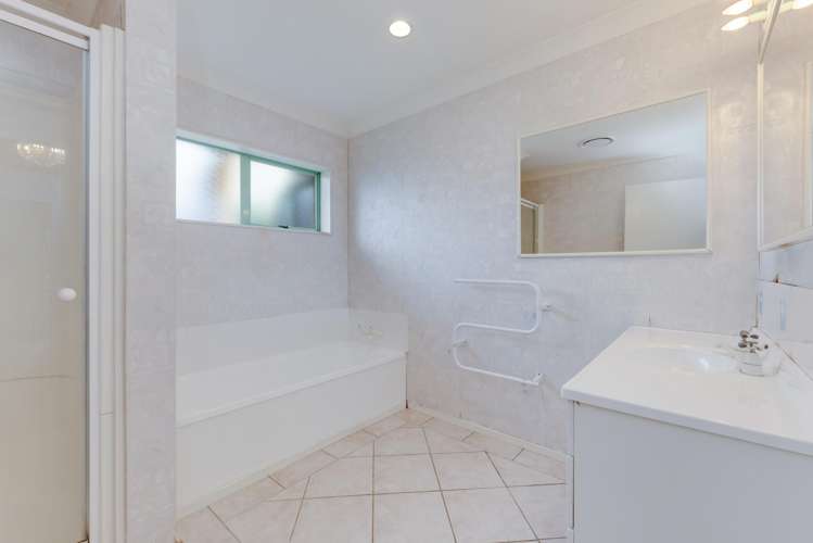 6 Millstream Drive Henderson_10