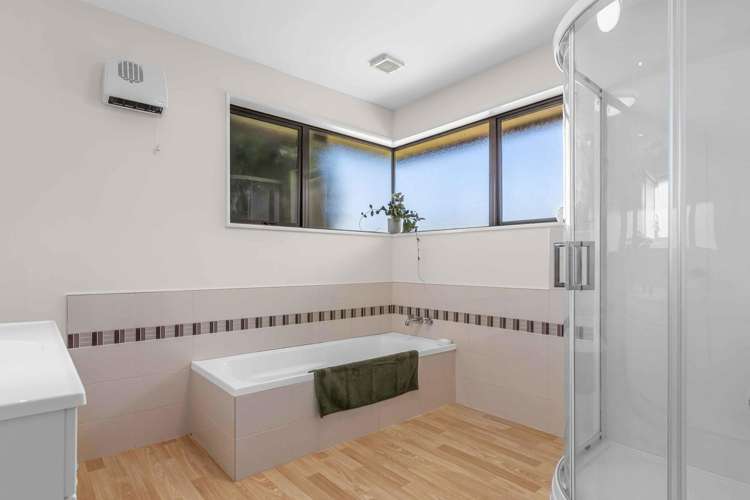 20 Taranaki Drive Woodend_16