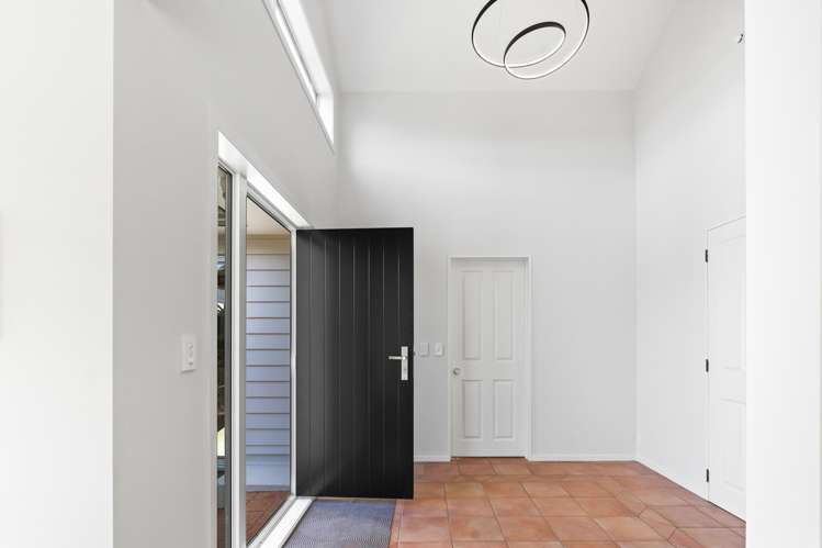 16 Waru Nui Court Orewa_4