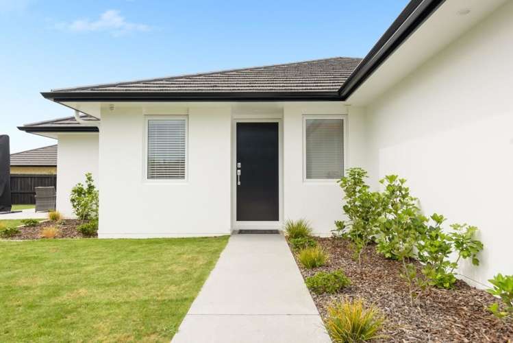 12 Conniston Way Pyes Pa_19