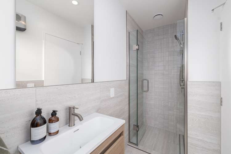 3/232 Geraldine Street Edgeware_8