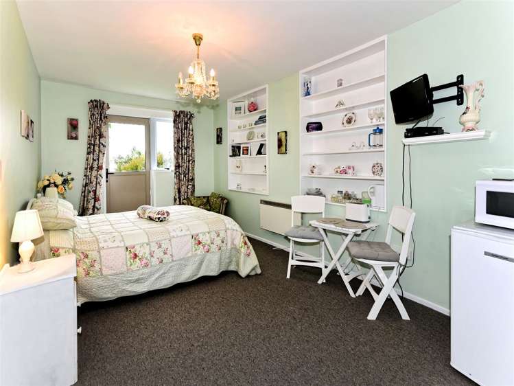 164a Soleares Avenue Mount Pleasant_11