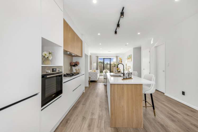 8 Frontier Lane_5