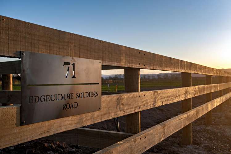 71 Edgecumbe Soldiers Road_0