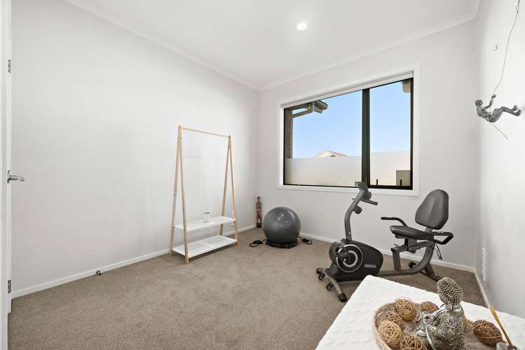 107 Colonial Drive Silverdale_17