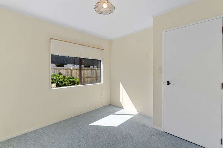 3/121 Bruce Mclaren Road Henderson_7