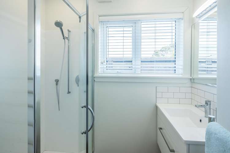 9 Lemnos Avenue Karori_20