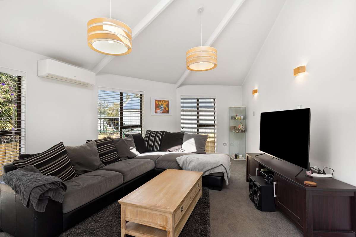 108 Carnoustie Drive_1
