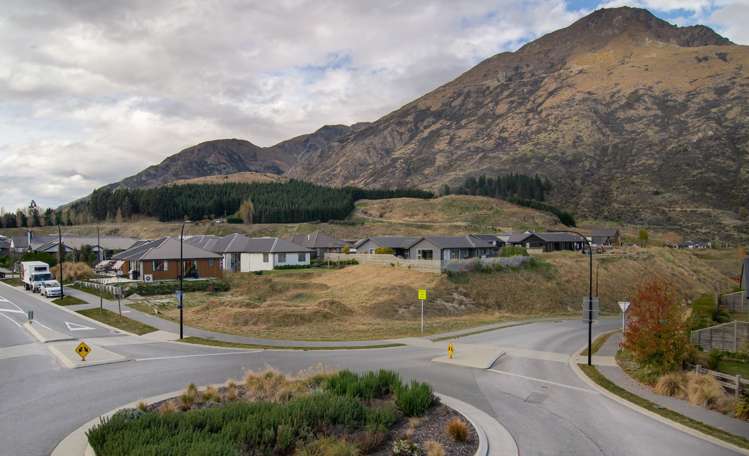 2 Jones Avenue Lower Shotover_20
