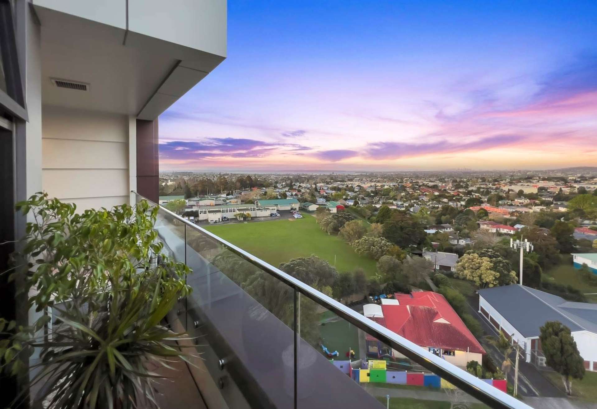 808/6 Waikumete Road Glen Eden_0