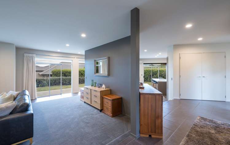 12 Lobank Place Richmond_14