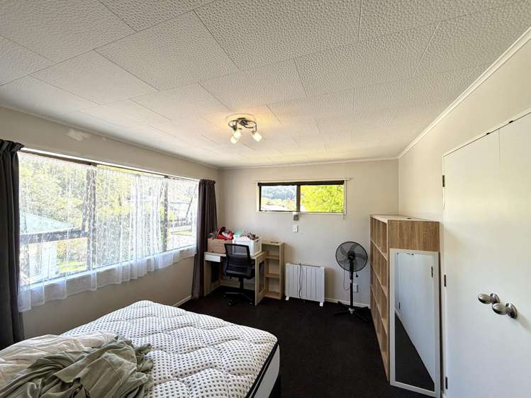 34 Gemstone Drive 11301_5