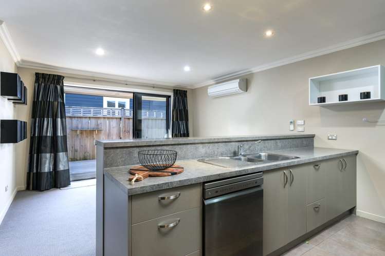 49b Park Terrace Blenheim Central_13