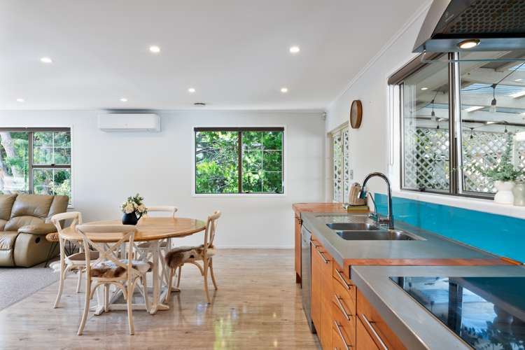 2 Regatta Road Torbay_5