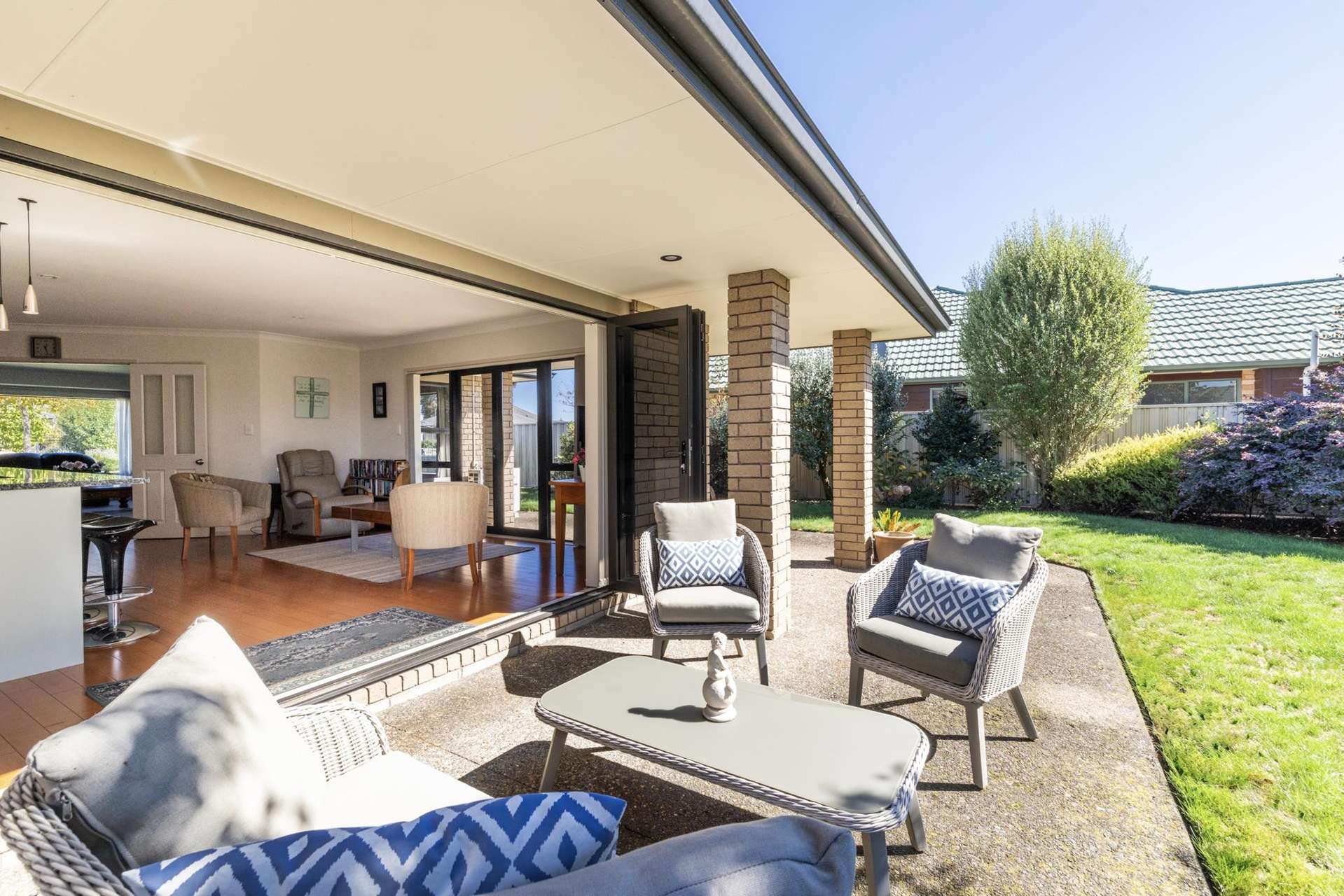 207 Frimley Oaks Frimley_0