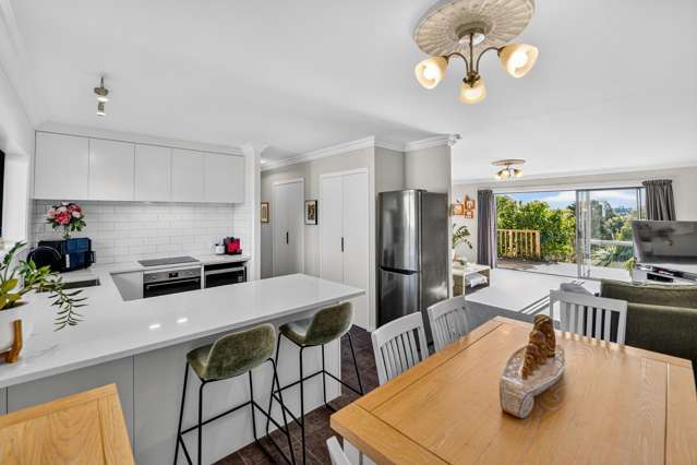 52B Amanda Avenue Dinsdale_4