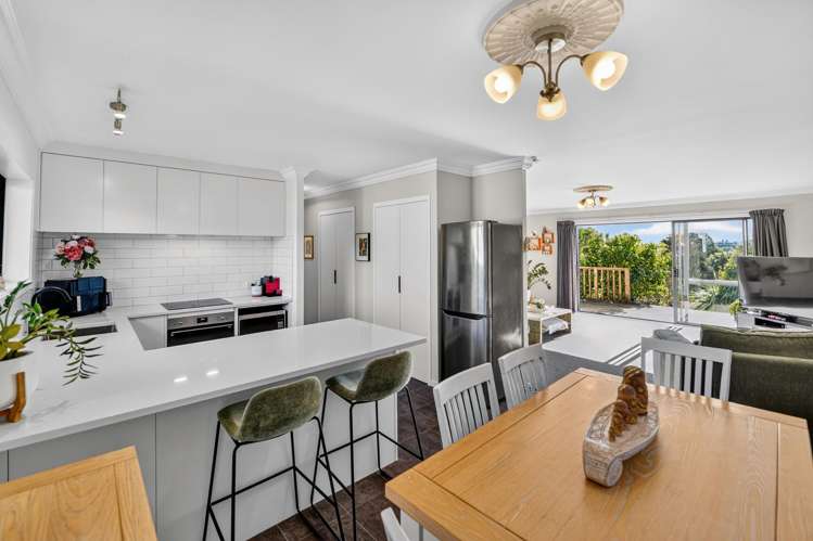 52B Amanda Avenue Dinsdale_3