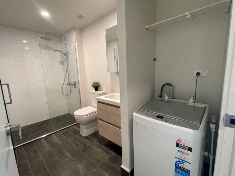 203/70 Anzac Avenue City Centre_5