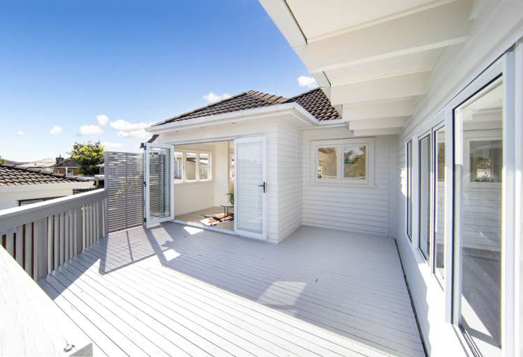 67 Golf Road New Lynn_15