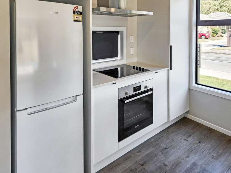 A/58 Fraser Street 10629_2