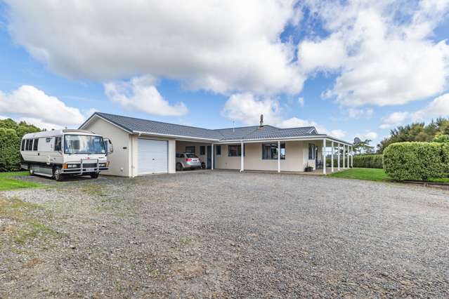 Country living on 6503m2