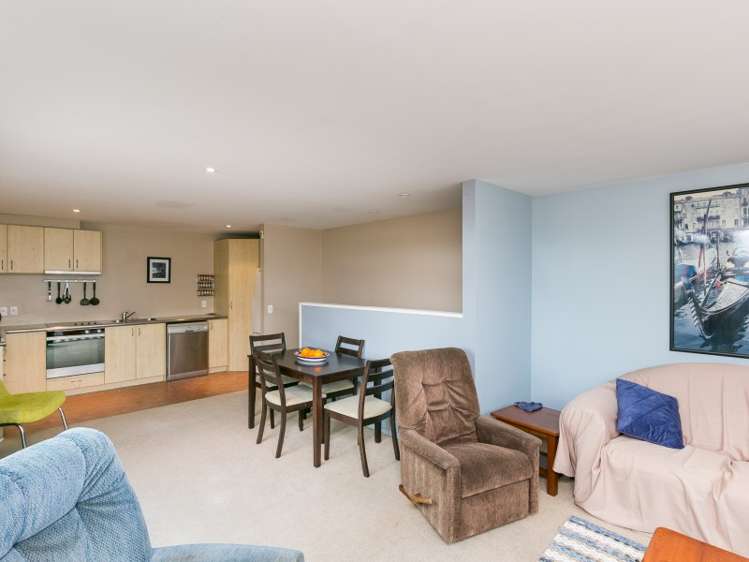 50/35 Pirie Street Mount Victoria_4