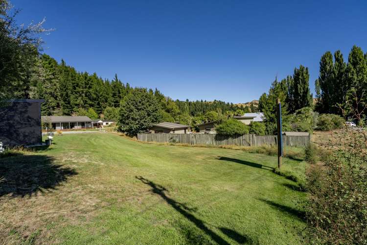 8 Kingan Road Luggate_19