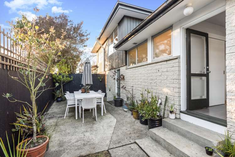 2/176 Riverlaw Terrace Saint Martins_8