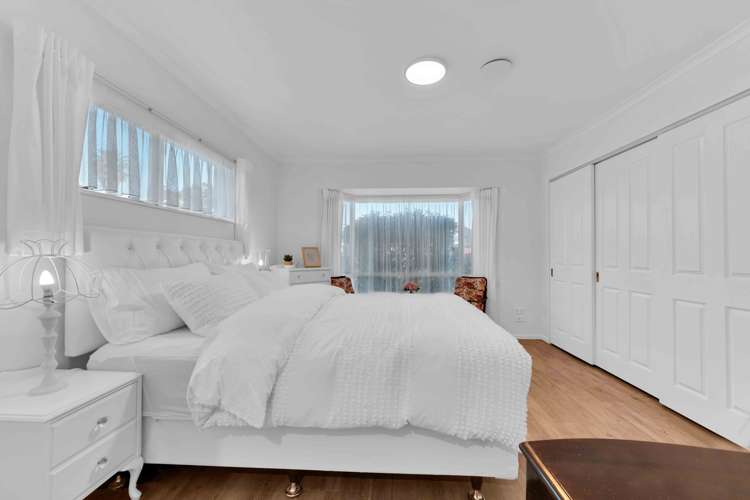 21 Lothian Brae Wattle Downs_6