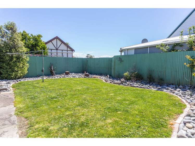 32 Kiwi Avenue Waikuku Beach_18