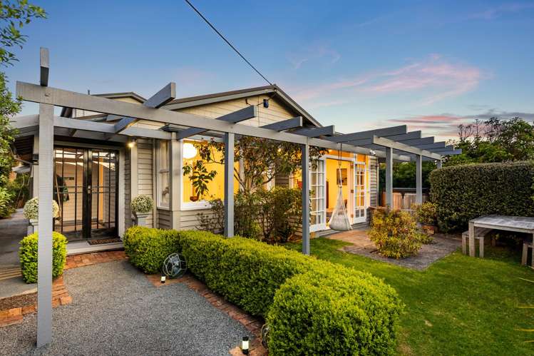 18 Raine Street Karori_24