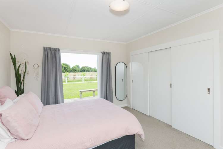 78 Main Road Makaraka_12