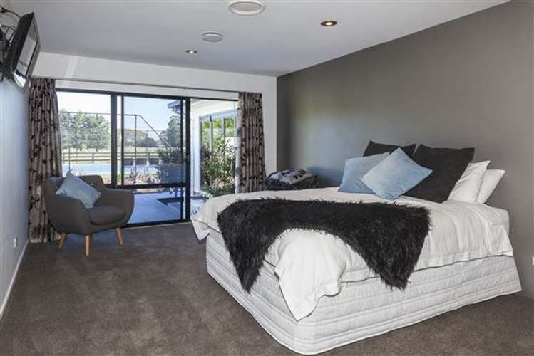 739 Hills Road Marshland_19