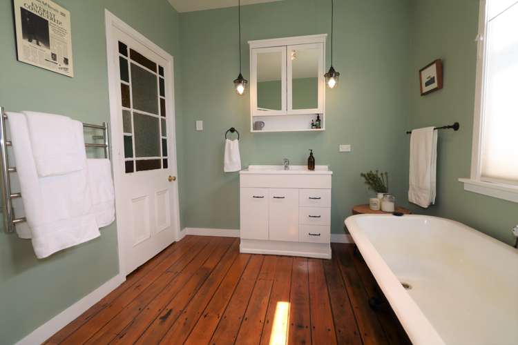 18 Clifton Avenue Carterton_7