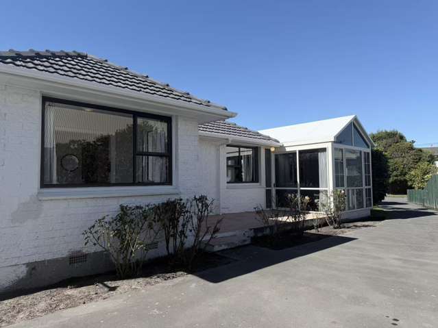 Top Zones, Big Section, Dual Living